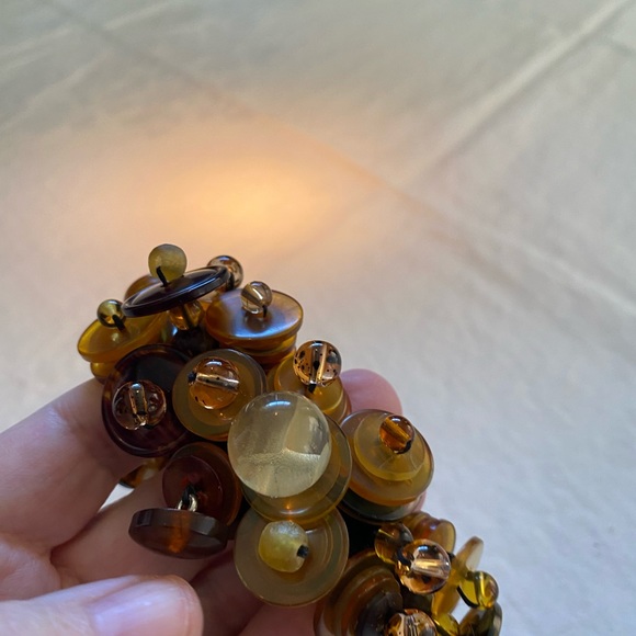 Button Bracelet - Picture 9 of 10